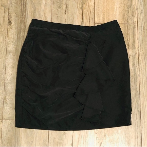 H&M Black Metallic Mini Skirt - Picture 2 of 8